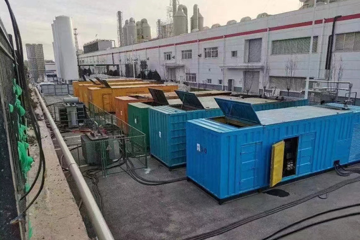 华容发电机租赁施工现场